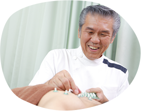 鍼灸治療の様子